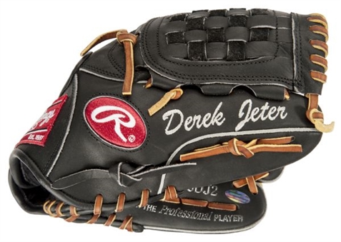 Derek Jeter Signed Rawlings Game Model Glove (MLB Authenticated)